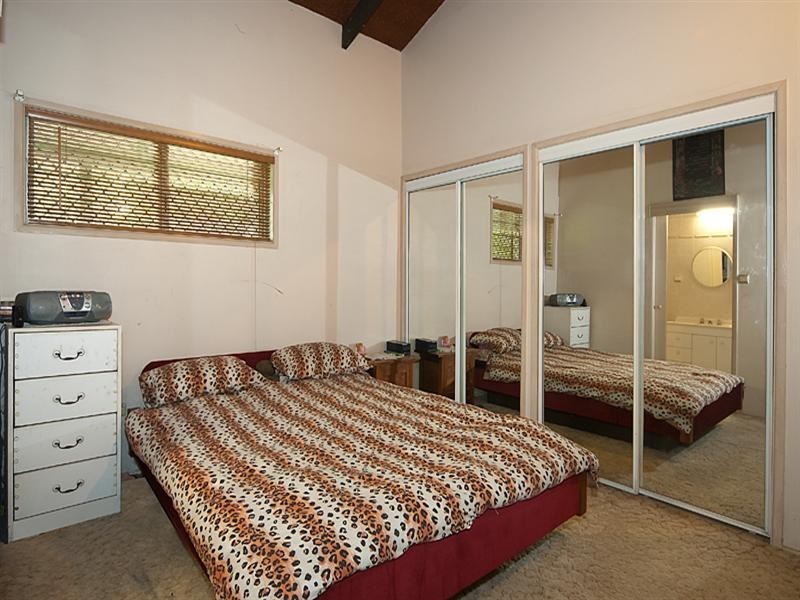 11 Pimpala Street, Loganlea QLD 4131