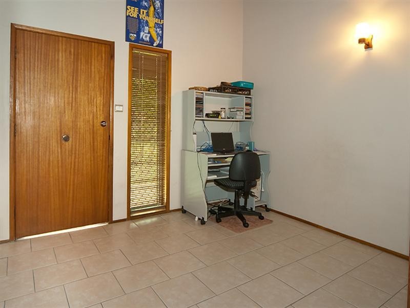 11 Pimpala Street, Loganlea QLD 4131