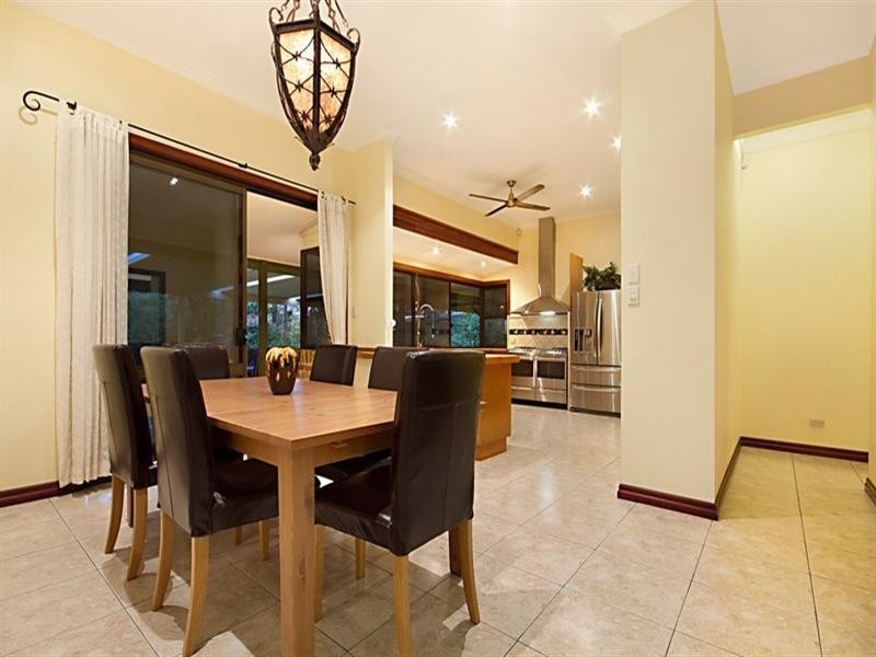 34 Shailer Road, Shailer Park QLD 4128