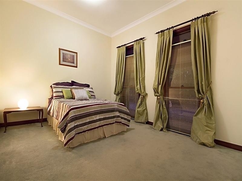 34 Shailer Road, Shailer Park QLD 4128