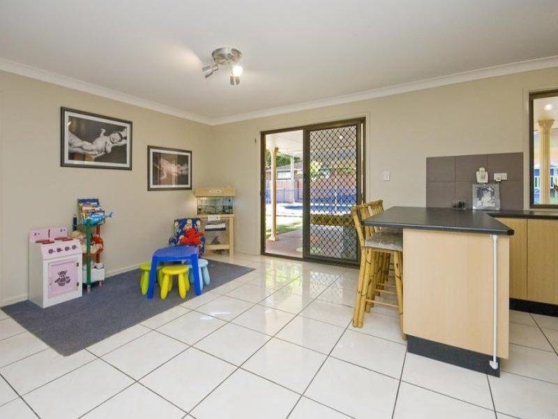 24 Adelong Road, Shailer Park QLD 4128