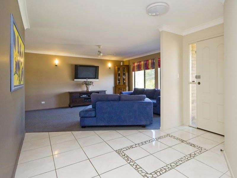 24 Adelong Road, Shailer Park QLD 4128