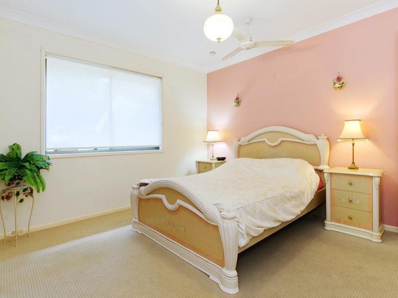 6 Plumbs Road, Tanah Merah QLD 4128