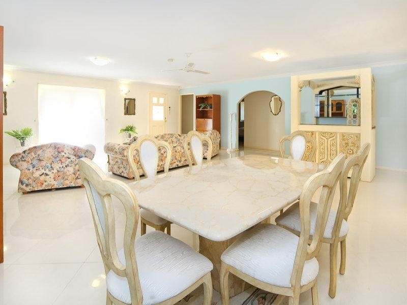 6 Plumbs Road, Tanah Merah QLD 4128