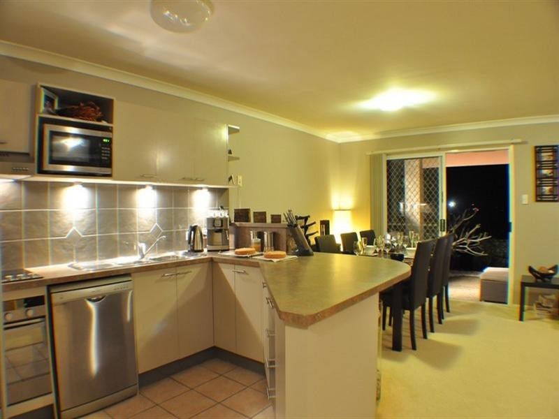 30/8 Peninsula Avenue, Cornubia QLD 4130