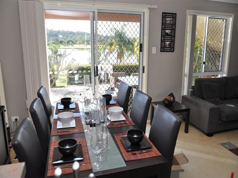 30/8 Peninsula Avenue, Cornubia QLD 4130