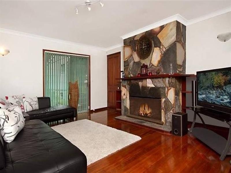 41 Tingi Avenue, Tanah Merah QLD 4128