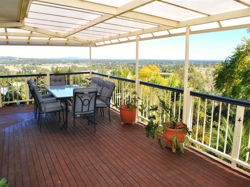72 Pohon Drive, Tanah Merah QLD 4128