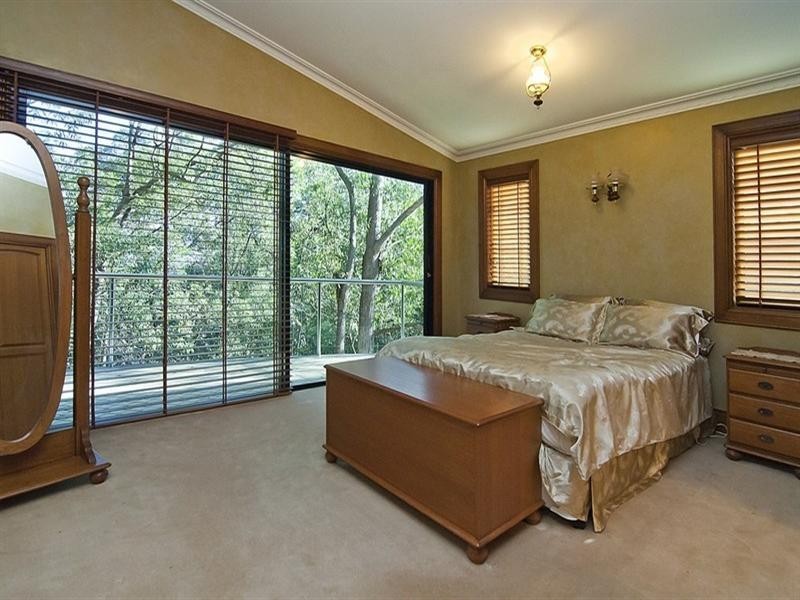 24 Leo Lindo Drive, Shailer Park QLD 4128