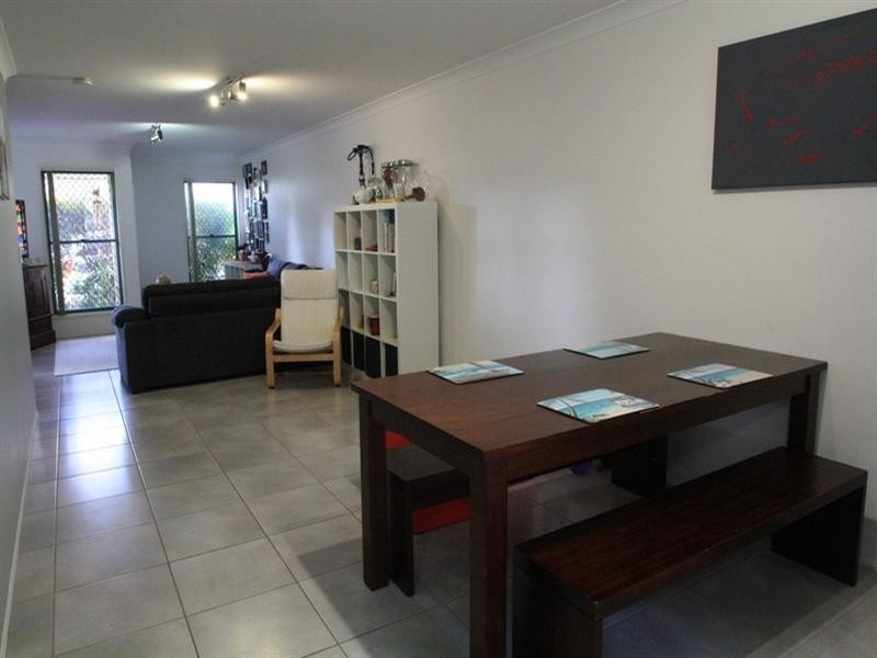 6/16 Michael Lynagh Drive, Daisy Hill QLD 4127