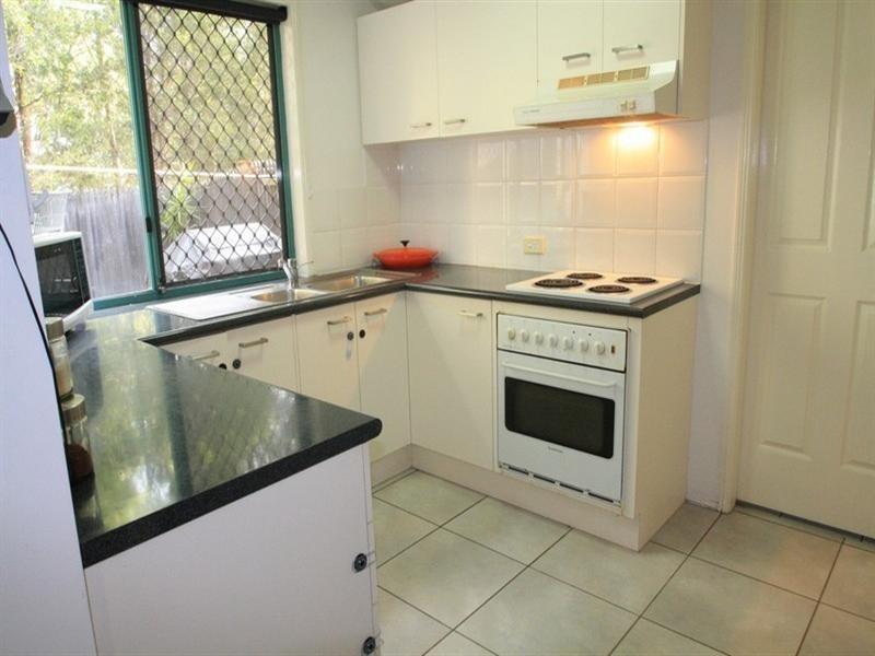 6/16 Michael Lynagh Drive, Daisy Hill QLD 4127