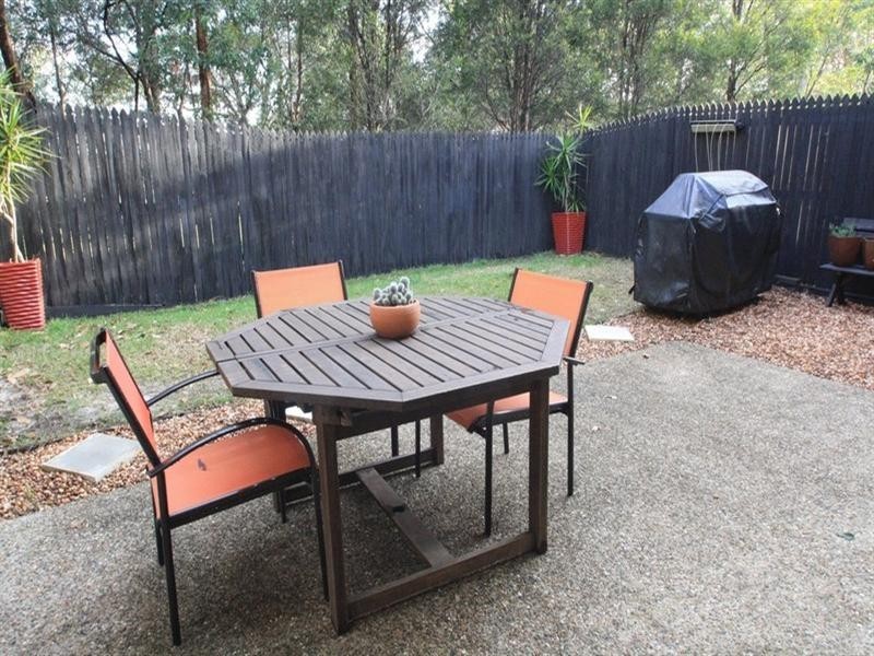 6/16 Michael Lynagh Drive, Daisy Hill QLD 4127