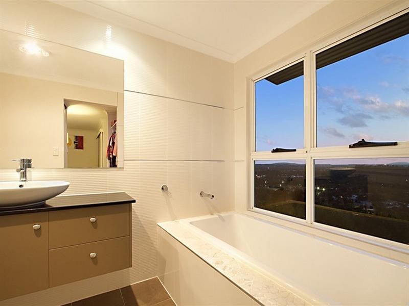 17/5 Meown Court, Cornubia QLD 4130