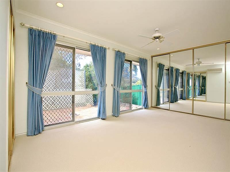 12 Clivia Crescent, Daisy Hill QLD 4127