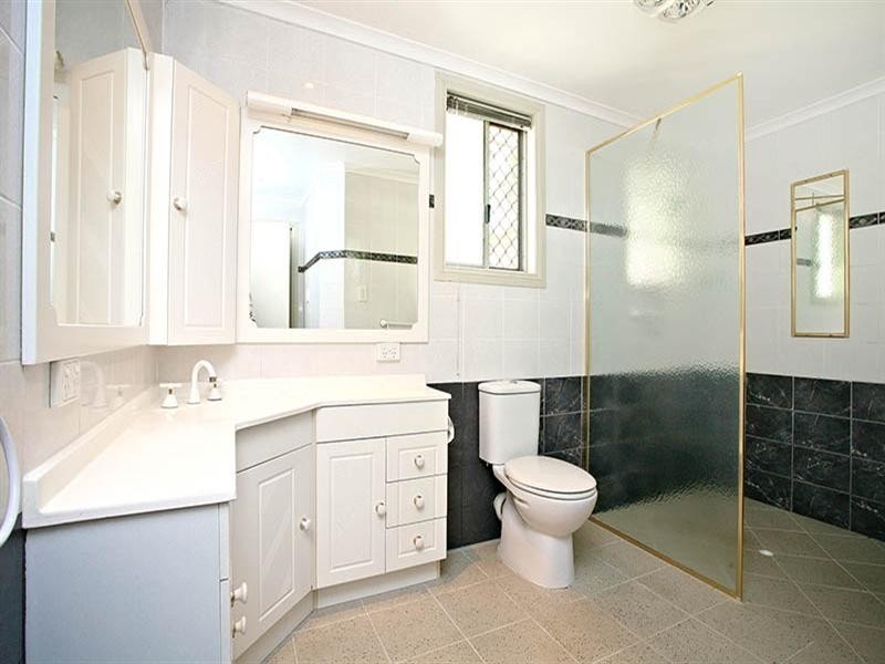 12 Clivia Crescent, Daisy Hill QLD 4127