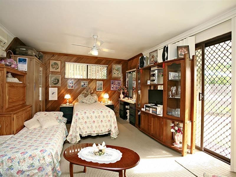 12 Clivia Crescent, Daisy Hill QLD 4127