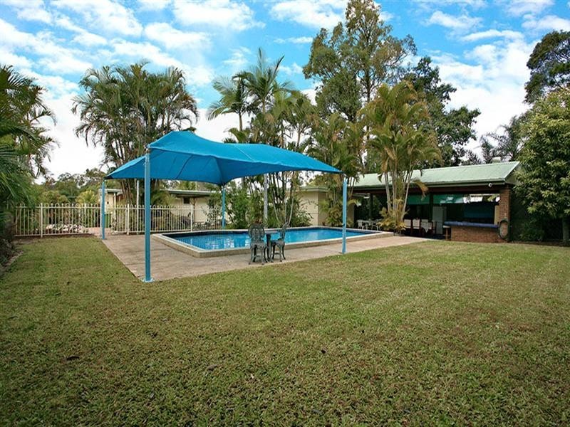 12 Clivia Crescent, Daisy Hill QLD 4127