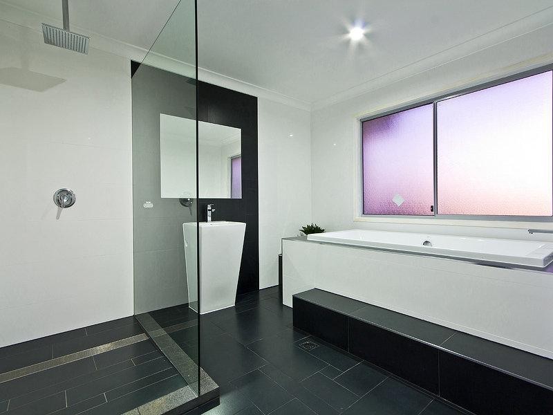 11/128-136 Murrays Road, Tanah Merah QLD 4128