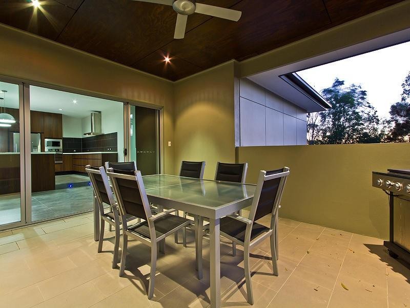 11/128-136 Murrays Road, Tanah Merah QLD 4128