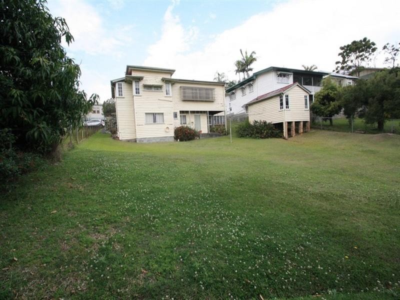 36 Power Street, Norman Park QLD 4170