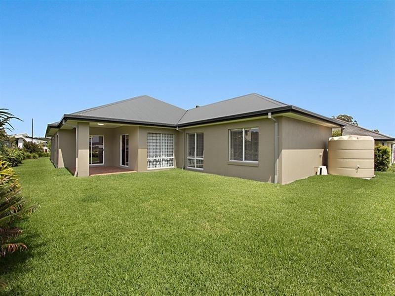 18 Dennis Vale Drive, Daisy Hill QLD 4127