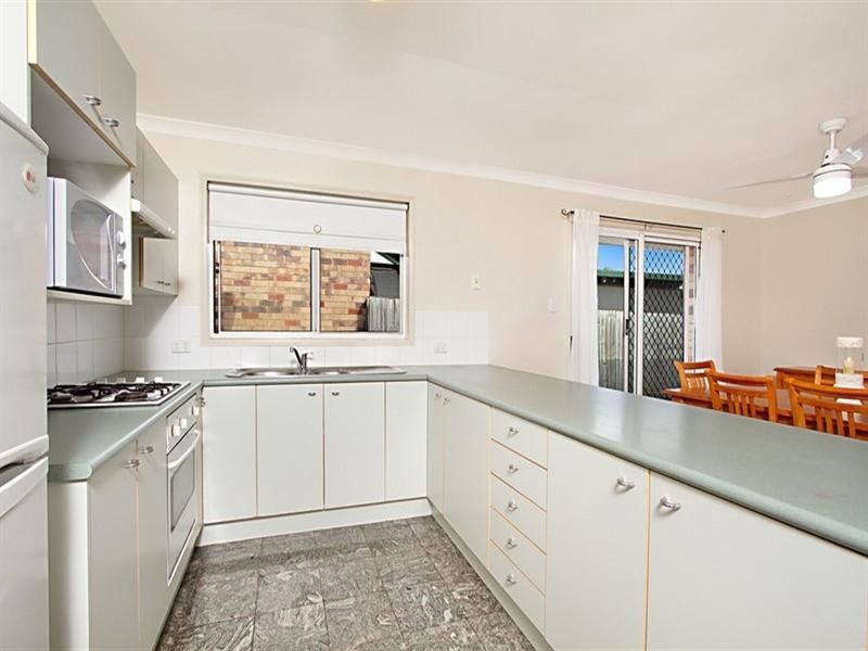42 Lithfield Place, Loganholme QLD 4129