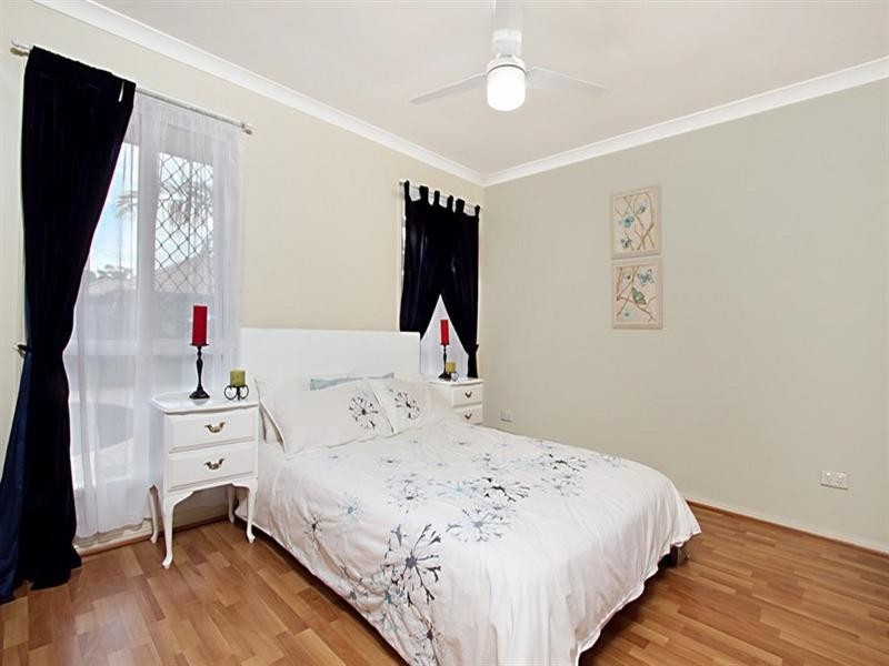 42 Lithfield Place, Loganholme QLD 4129