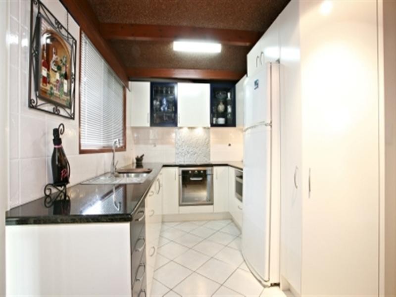 49 Dennis Road, Springwood QLD 4127