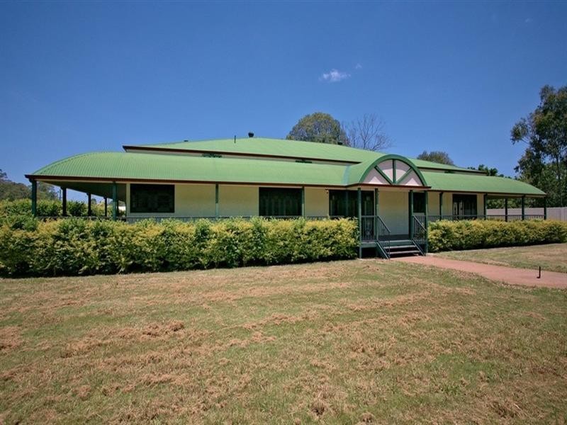 10-12 Atlantic Drive, Loganholme QLD 4129