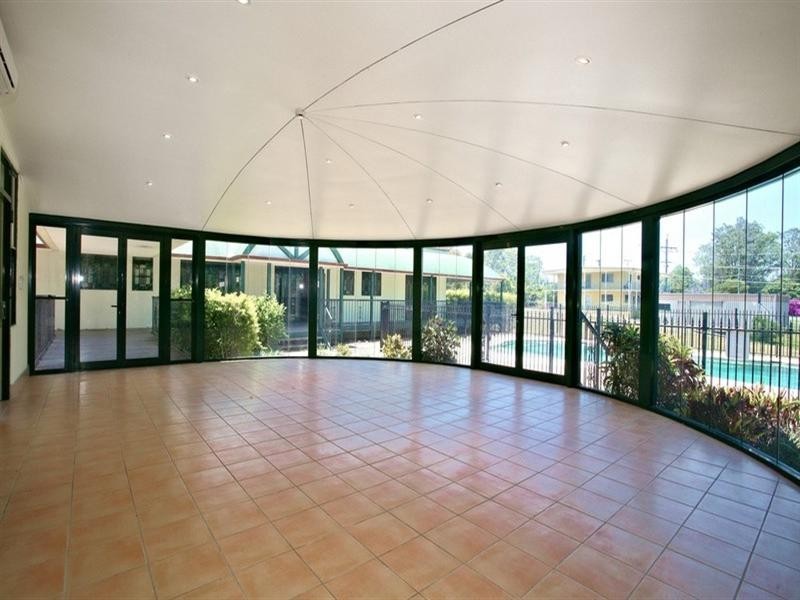 10-12 Atlantic Drive, Loganholme QLD 4129