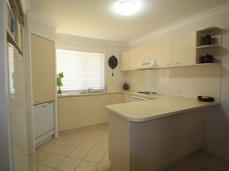 3/4 Michael Lynagh Drive, Daisy Hill QLD 4127