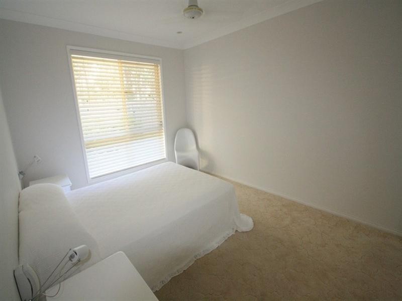 3/4 Michael Lynagh Drive, Daisy Hill QLD 4127