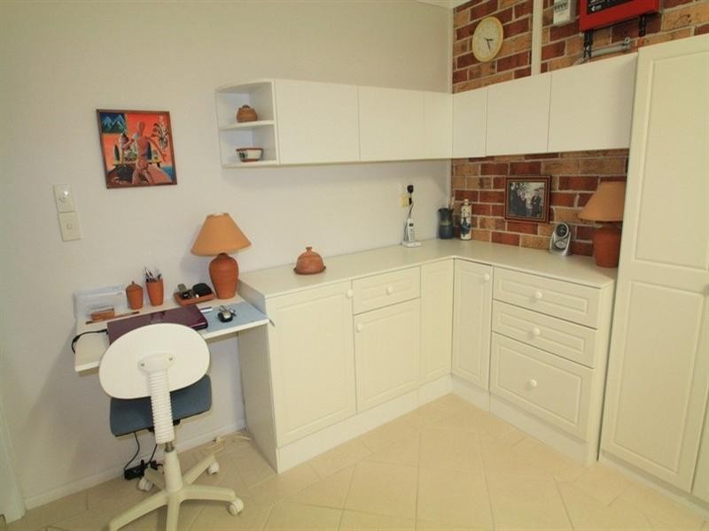 3/4 Michael Lynagh Drive, Daisy Hill QLD 4127