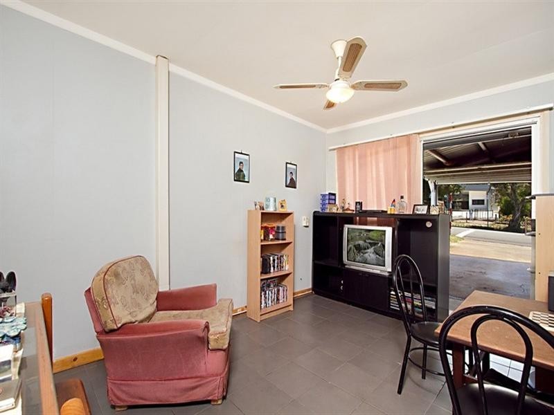 3 Lobelia Avenue, Daisy Hill QLD 4127
