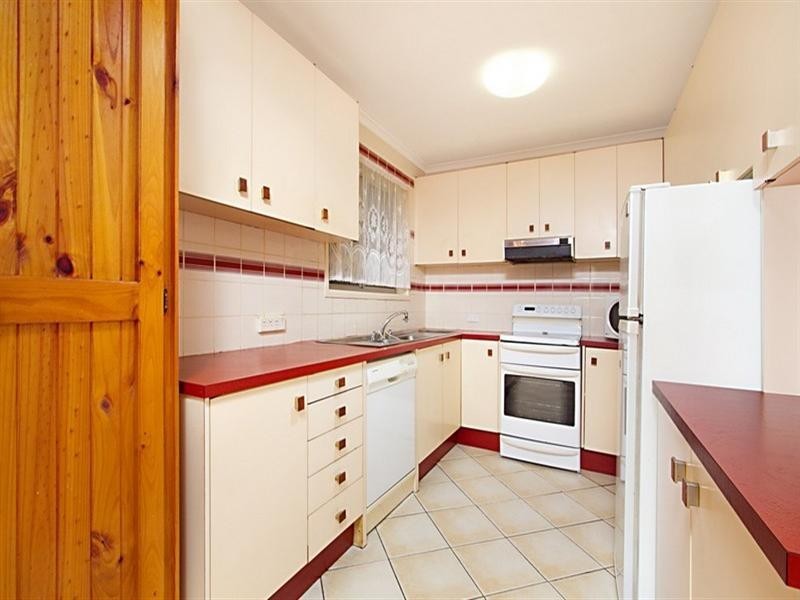 3 Lobelia Avenue, Daisy Hill QLD 4127