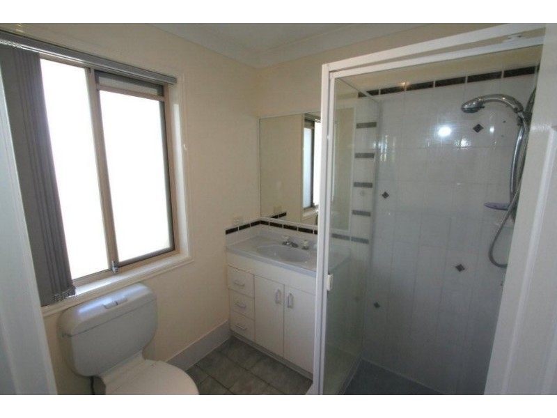 34 Highbury Drive, Crestmead QLD 4132