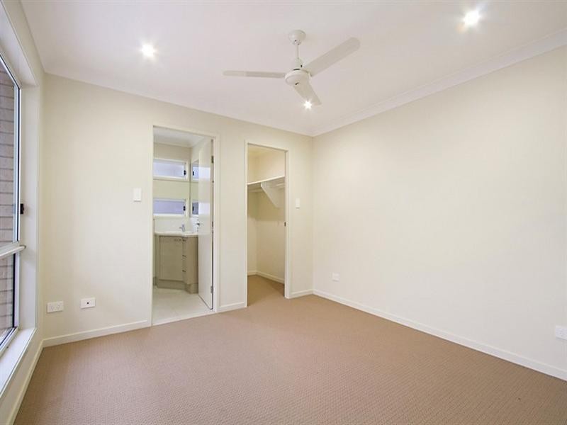 8/17-19 Abang Avenue, Tanah Merah QLD 4128