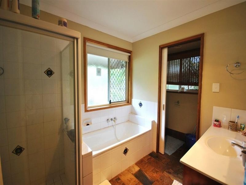 81 Lyndale Street, Daisy Hill QLD 4127