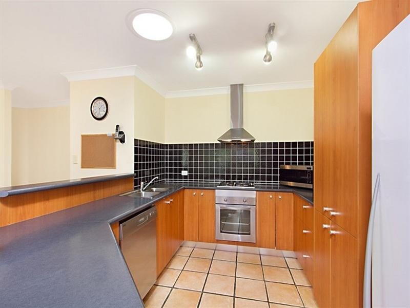 38 Heeler Court, Shailer Park QLD 4128