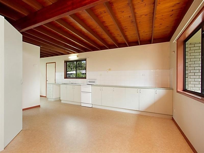 31 Montrose Avenue, Bethania QLD 4205