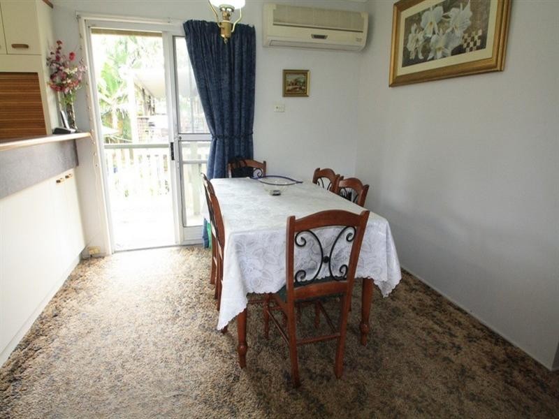 50 Lobelia Avenue, Daisy Hill QLD 4127