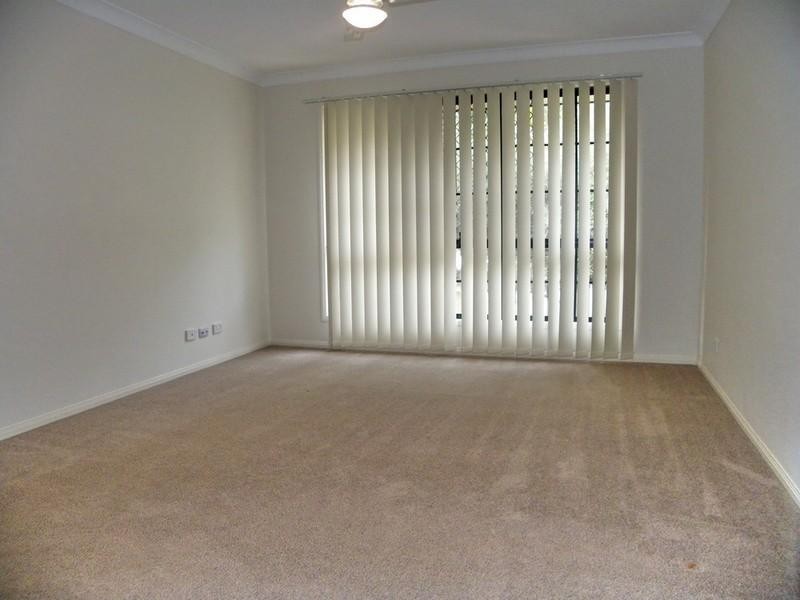 15 Carnarvon Crescent, Waterford QLD 4133