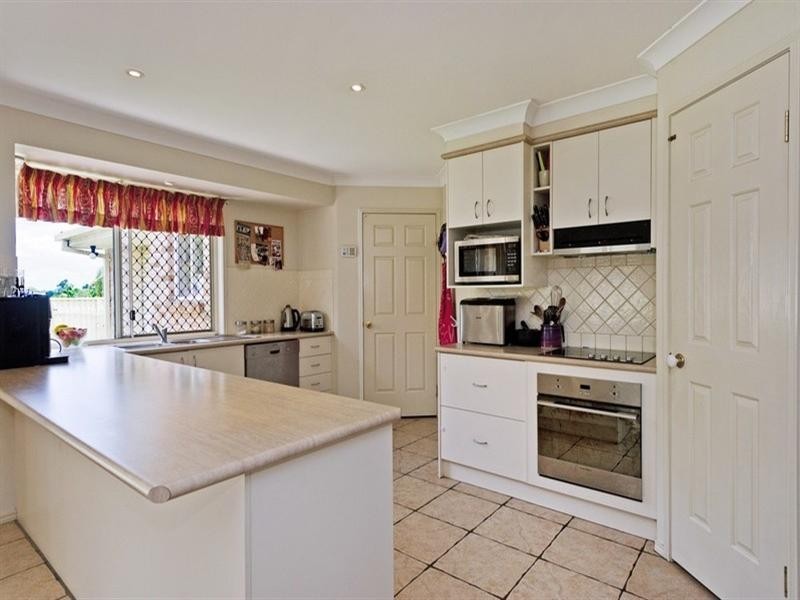 56 Lyndale Street, Daisy Hill QLD 4127