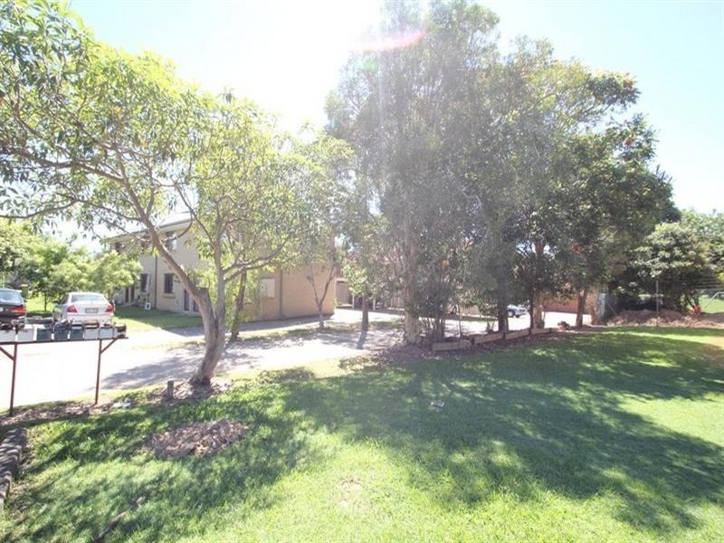 5/4 Cowper Avenue, Eagleby QLD 4207