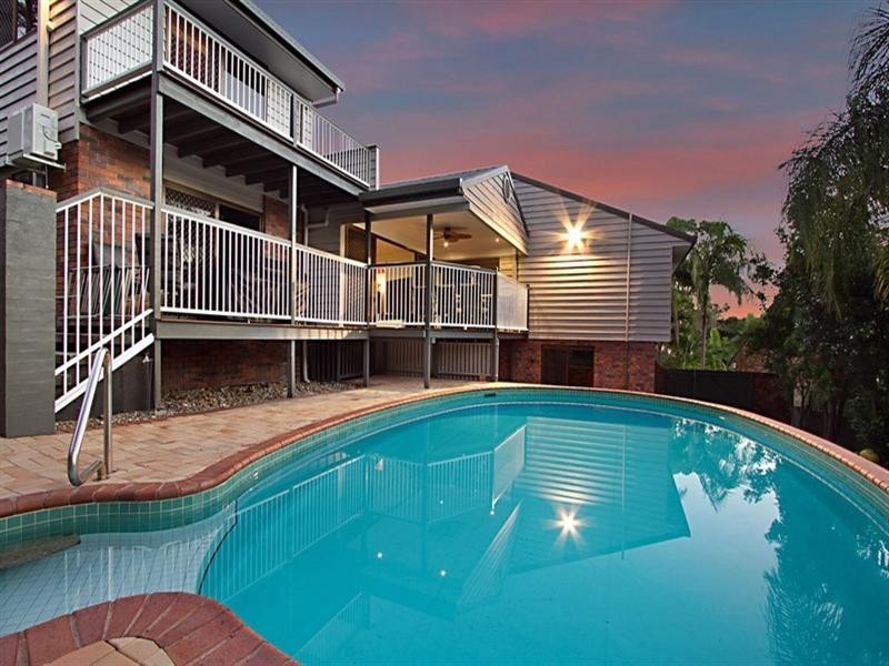 6 Adelong Road, Shailer Park QLD 4128