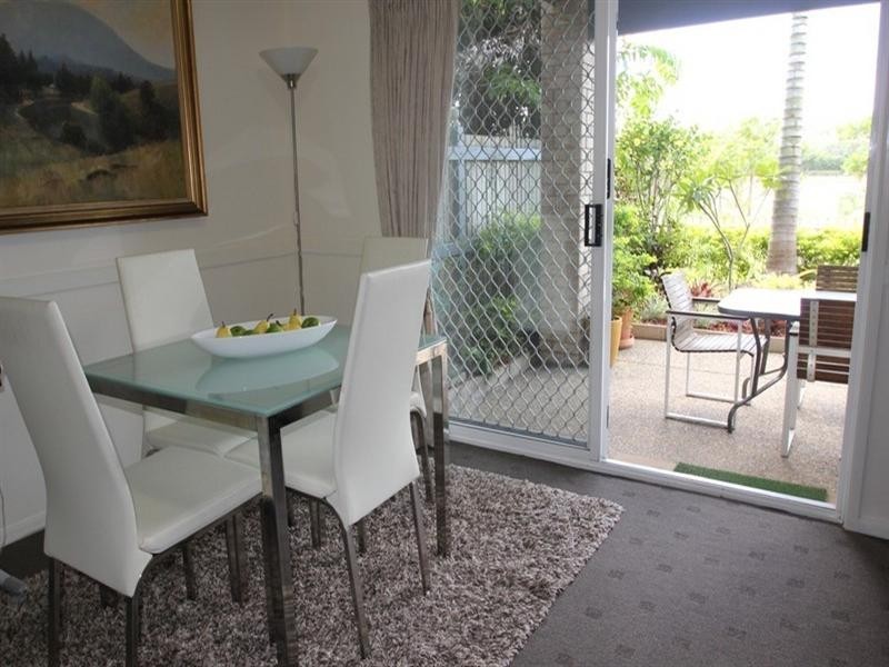 9/8 Peninsula Avenue, Cornubia QLD 4130