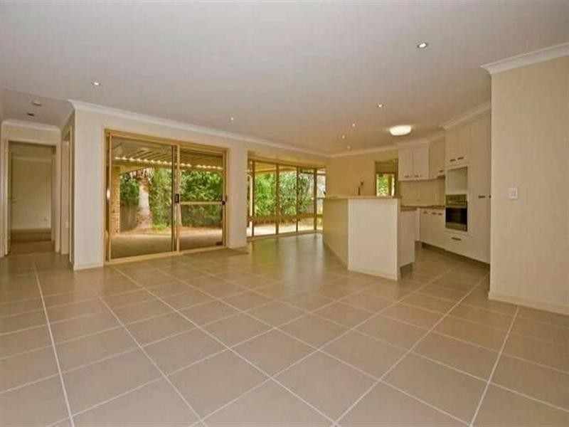 13 Ellendale Crescent, Daisy Hill QLD 4127