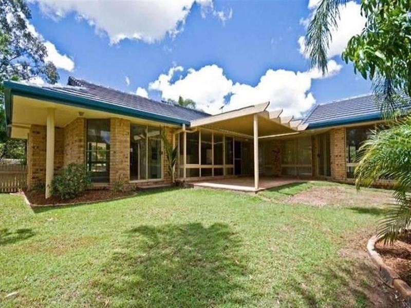 13 Ellendale Crescent, Daisy Hill QLD 4127