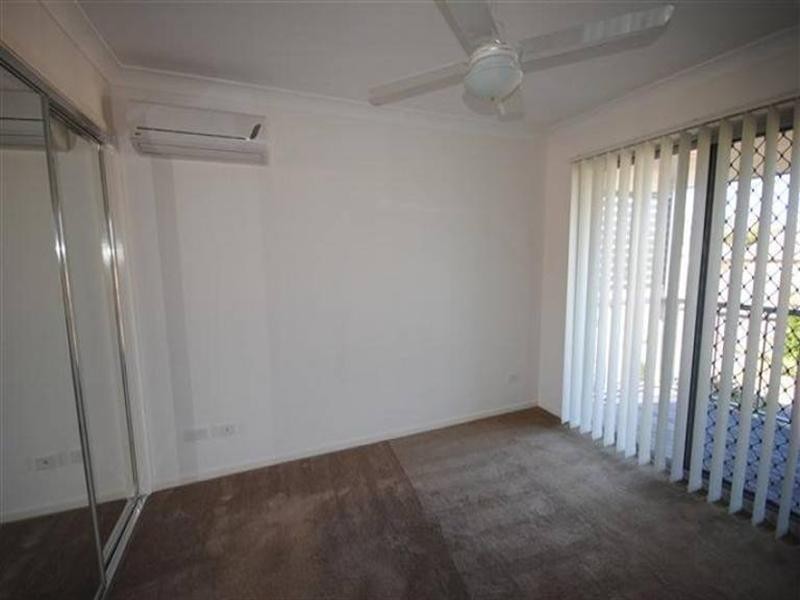 2/175 Fryar Road, Eagleby QLD 4207