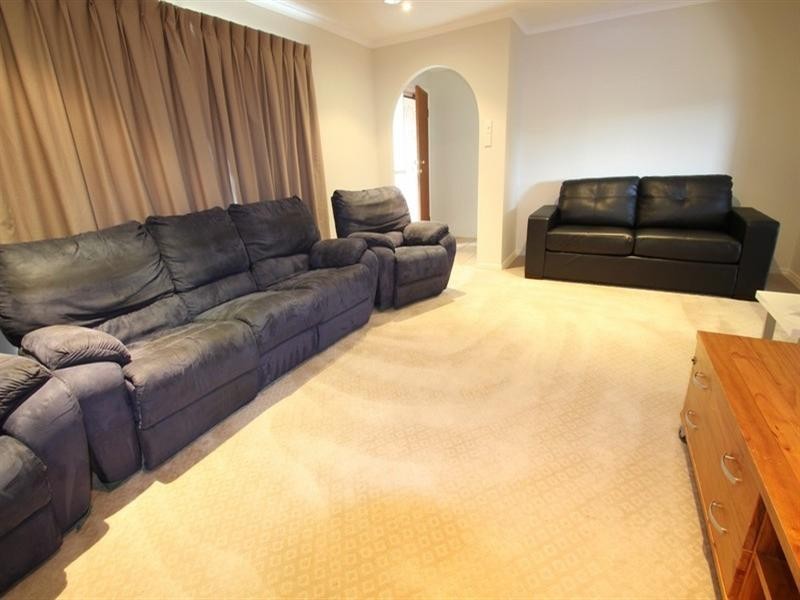 51 Kiewa Drive, Loganholme QLD 4129